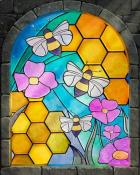 Flowers and Bees Stained Glass Badge - World Class Solitaire HD